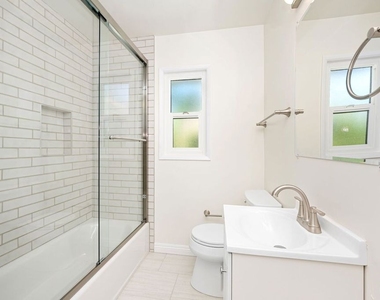 2007 E Villa Street - Photo Thumbnail 9