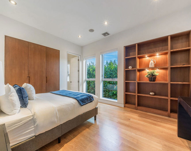 6359 Colgate Ave - Photo Thumbnail 22
