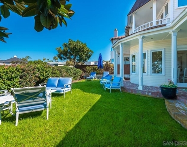 7337 Olivetas Ave - Photo Thumbnail 22