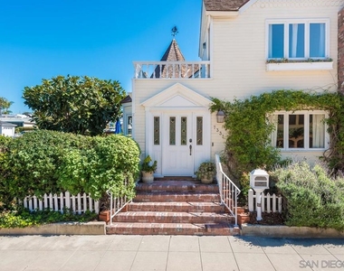 7337 Olivetas Ave - Photo Thumbnail 1