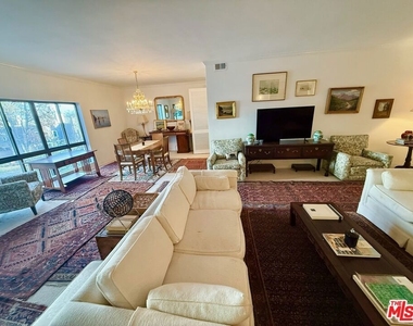 637 Wilcox Avenue - Photo Thumbnail 8