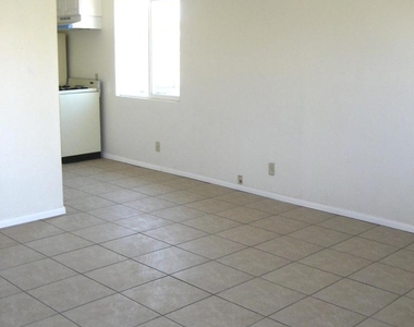 10340 E Vernon Avenue - Photo Thumbnail 3