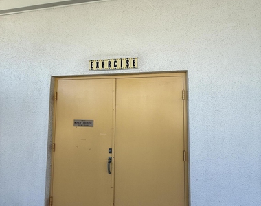 2960 Lake Osborne Drive - Photo Thumbnail 27