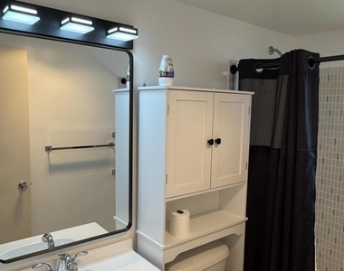 2960 Lake Osborne Drive - Photo Thumbnail 20
