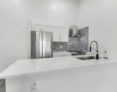 6392 Chasewood Drive - Photo Thumbnail 9