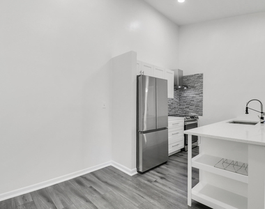 6392 Chasewood Drive - Photo Thumbnail 10