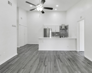 6392 Chasewood Drive - Photo Thumbnail 13