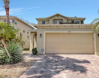 9322 Treasure Coast Street - Photo Thumbnail 5