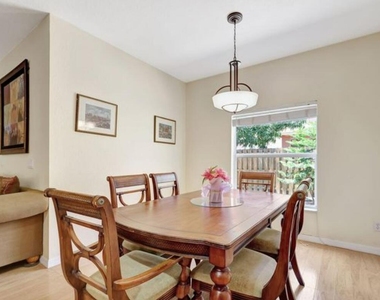 9322 Treasure Coast Street - Photo Thumbnail 7