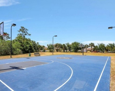9322 Treasure Coast Street - Photo Thumbnail 4