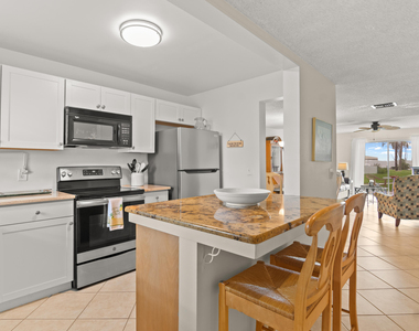 1300 Seaway Drive - Photo Thumbnail 2