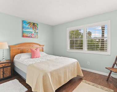 1300 Seaway Drive - Photo Thumbnail 11