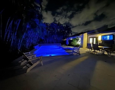 630 Ne 15th Place - Photo Thumbnail 25