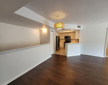 4163 N Haverhill Road - Photo Thumbnail 3