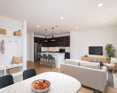 1401 Art Dilly Dr. - Photo Thumbnail 8