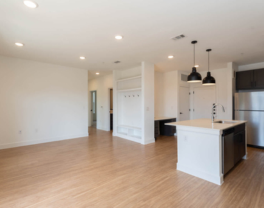 1401 Art Dilly Dr. - Photo Thumbnail 53