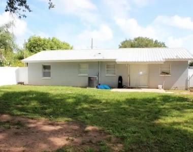 15144 Jeanie Lane - Photo Thumbnail 9