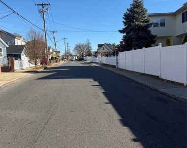 24301 130th Avenue - Photo Thumbnail 7