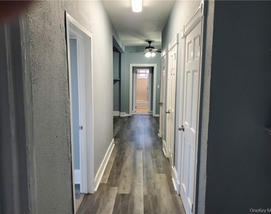 76 State Street - Photo Thumbnail 7