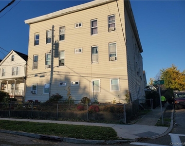 76 State Street - Photo Thumbnail 1