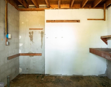 108 Martin Drive - Photo Thumbnail 44