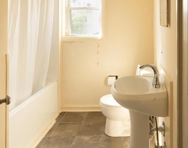 108 Martin Drive - Photo Thumbnail 29