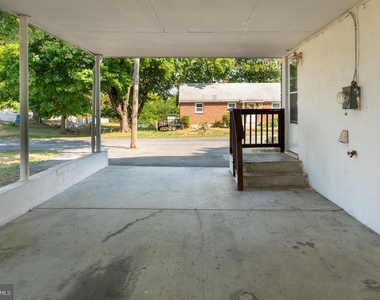 108 Martin Drive - Photo Thumbnail 2