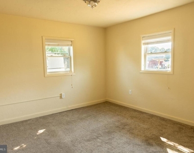 108 Martin Drive - Photo Thumbnail 17