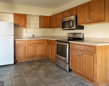 108 Martin Drive - Photo Thumbnail 9