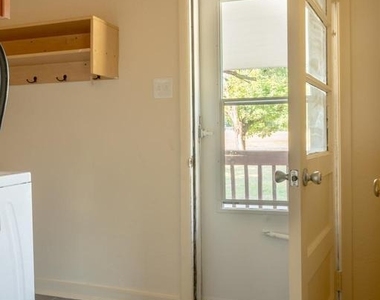 108 Martin Drive - Photo Thumbnail 34