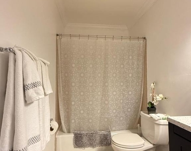 5934 Mayflower Court - Photo Thumbnail 8