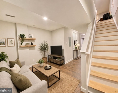 2020 N Carlisle Street - Photo Thumbnail 11