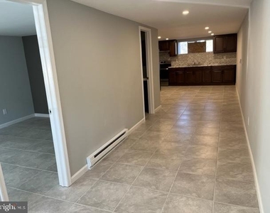 6632 N Broad Street - Photo Thumbnail 2