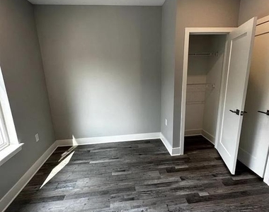 3817 Wallace Street - Photo Thumbnail 8