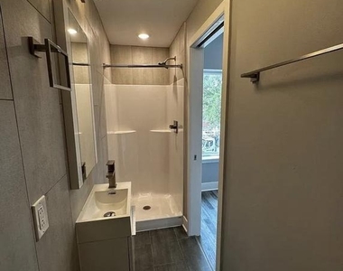 3817 Wallace Street - Photo Thumbnail 7