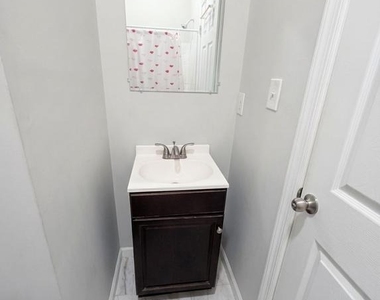 1724 N Bouvier Street - Photo Thumbnail 11