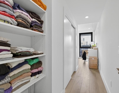 2007 Cambridge Street - Photo Thumbnail 15