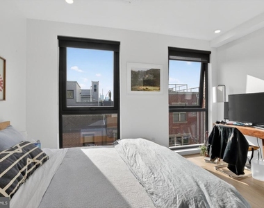 2007 Cambridge Street - Photo Thumbnail 21