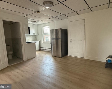 1247 Shackamaxon Street - Photo Thumbnail 2