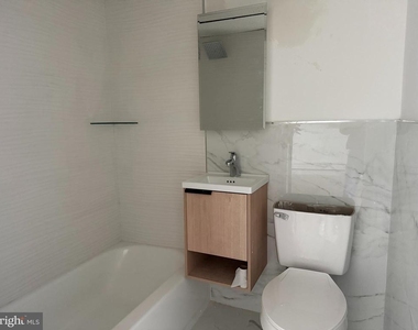 1247 Shackamaxon Street - Photo Thumbnail 8