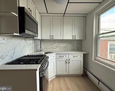 1247 Shackamaxon Street - Photo Thumbnail 1