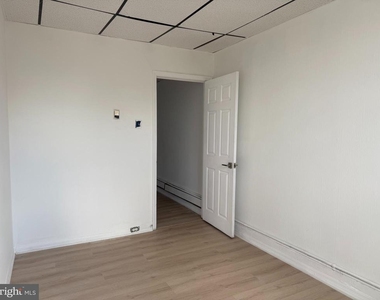 1247 Shackamaxon Street - Photo Thumbnail 6