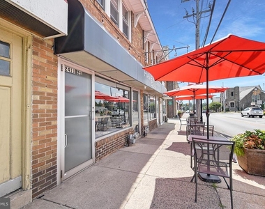 2411 W Darby Road - Photo Thumbnail 7