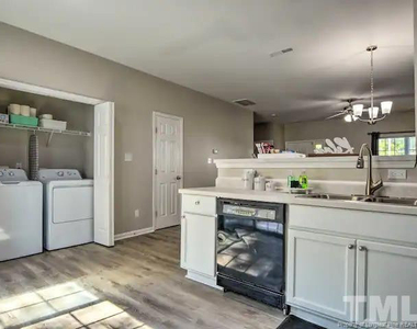 3911 Volkswalk Place - Photo Thumbnail 6