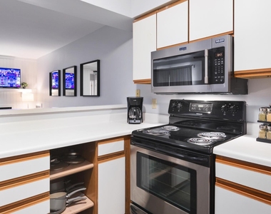 334 Summerwalk Circle - Photo Thumbnail 5