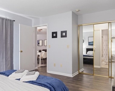 334 Summerwalk Circle - Photo Thumbnail 17