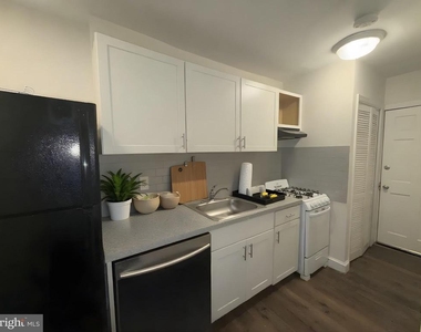 102 O Street Sw - Photo Thumbnail 4