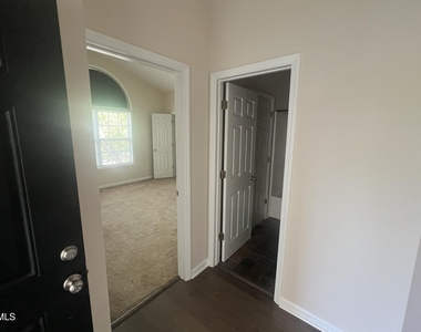 1221 Claret Lane - Photo Thumbnail 2