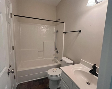 1221 Claret Lane - Photo Thumbnail 5