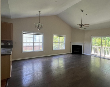 1221 Claret Lane - Photo Thumbnail 13